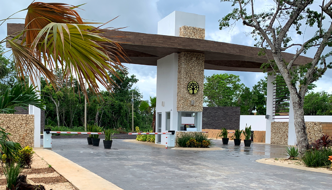 Terreno en el Pedregal, Cancún Qroo.